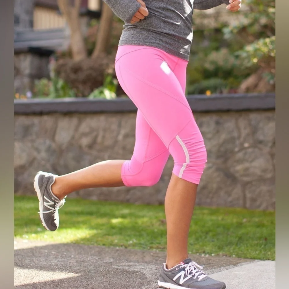 LULULEMON Run: Pace Crop, NWT, SZ 2